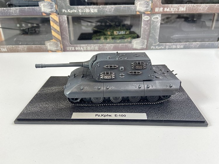 E-100,  1:72,  TRM007 - HotBlood Model - bbhobbymodels