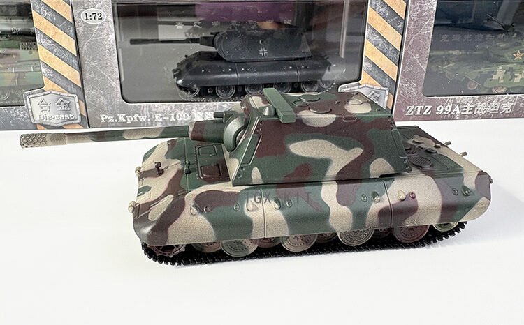E-100,  1:72,  TRM010 - HotBlood Model - bbhobbymodels