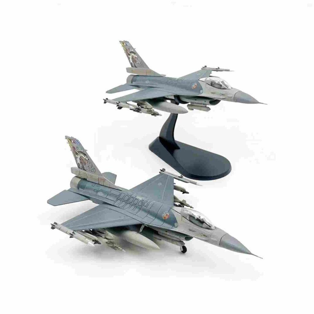 18_WK72018_F-16C“战斗猎鹰”野鼬50周年纪念版</trp-pos...
