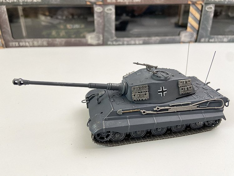 Tiger II(King Tiger),  1:72,  TRM001 - HotBlood Model - bbhobbymodels