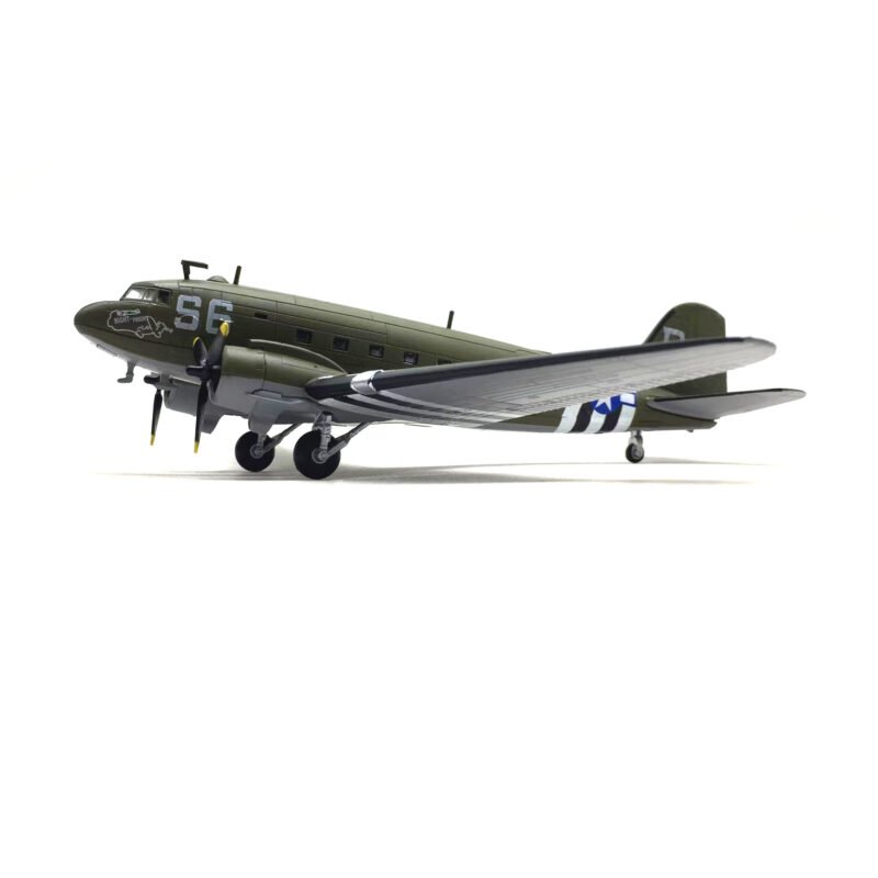 C-47（D）,  1:100,  NU10019 - 軍用飛機 - bbhob...