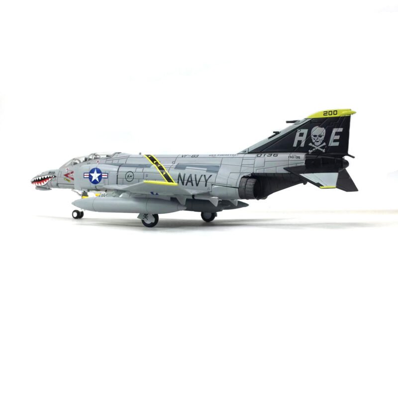 F-4,  1:100,  NU10007 - Military Aircraft - bbhobbymodels