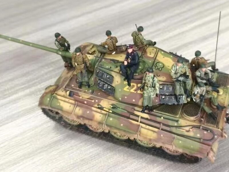 WWII German Paratrooper Set 10 Figures, 1:72 - Dioramas - bbhobbymodels